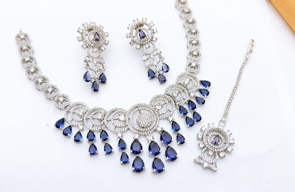 Royal Teardrop Crystal Necklace Set – Bridal & Party Glamour | Aura Official