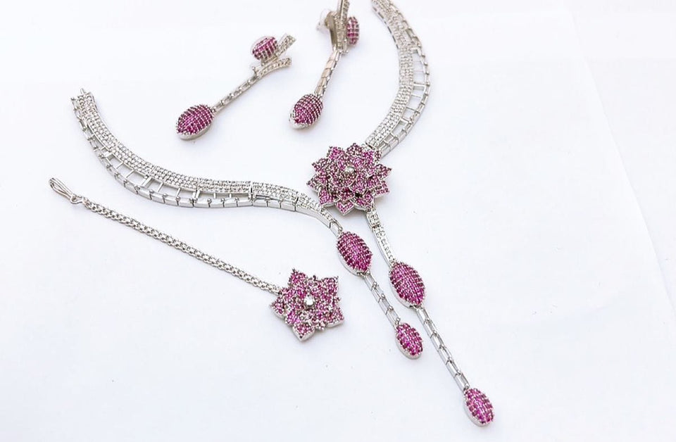 Floral Elegance Jewelry Set – Premium Artificial Stone Necklace, Earrings & Maang Tikka (Multiple Colors)